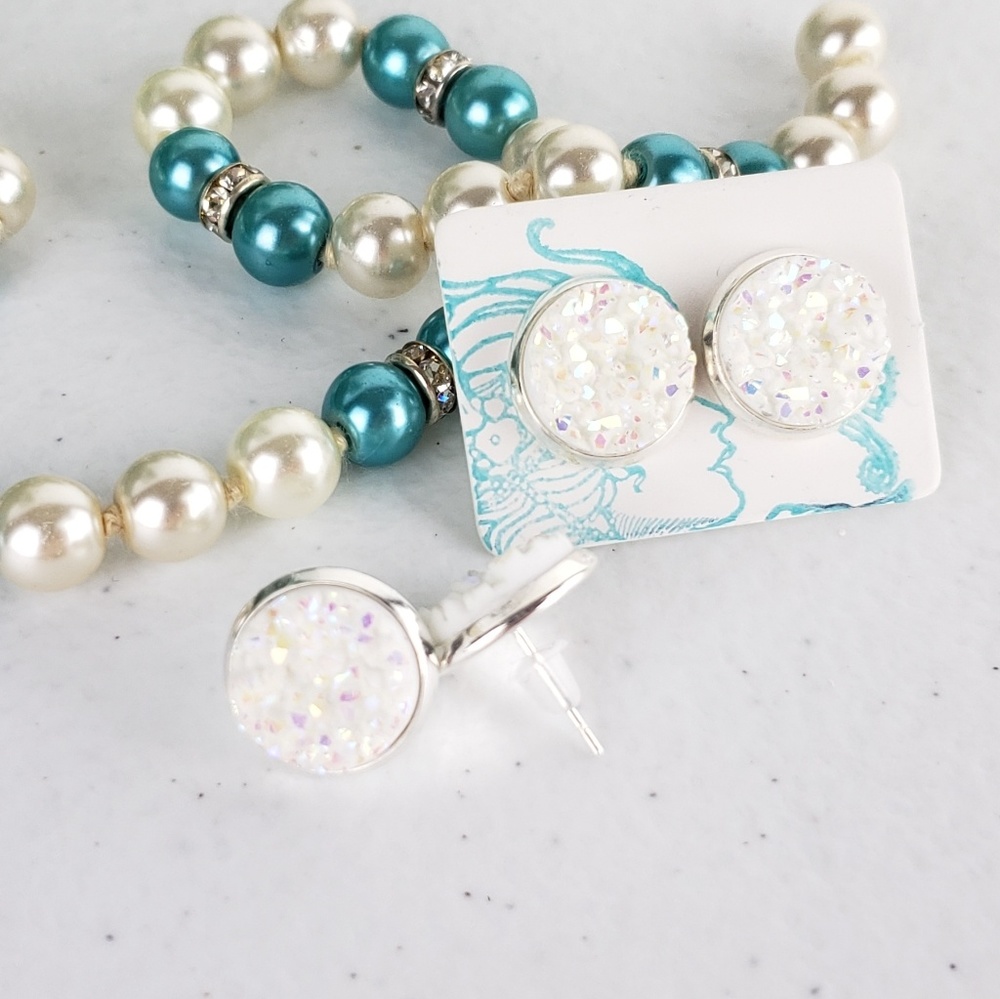 6/$20 White Iridescent Acrylic Druzy StudEarrings - Picture 5 of 5
